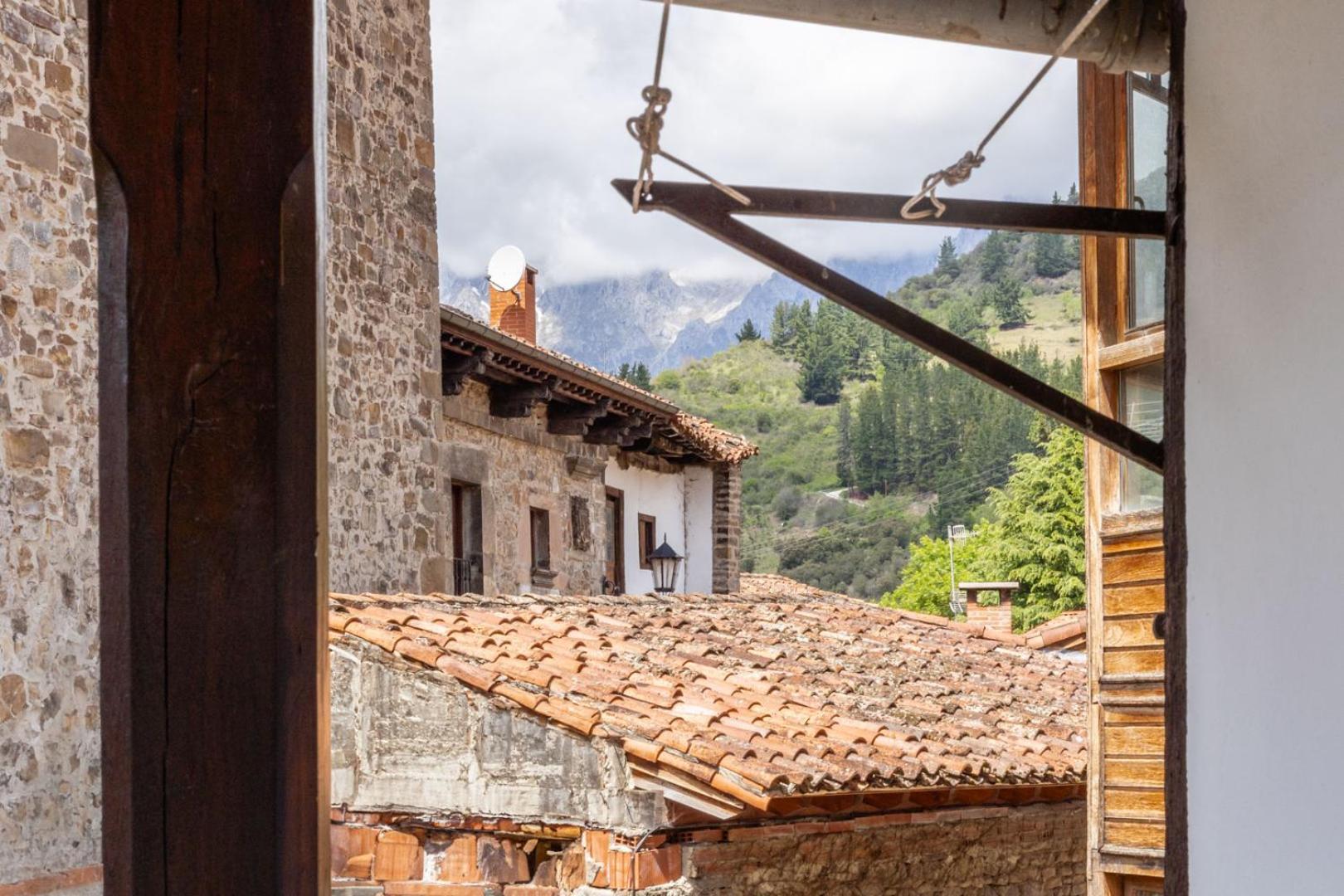 Villa Casa Raymonde Potes Esterno foto