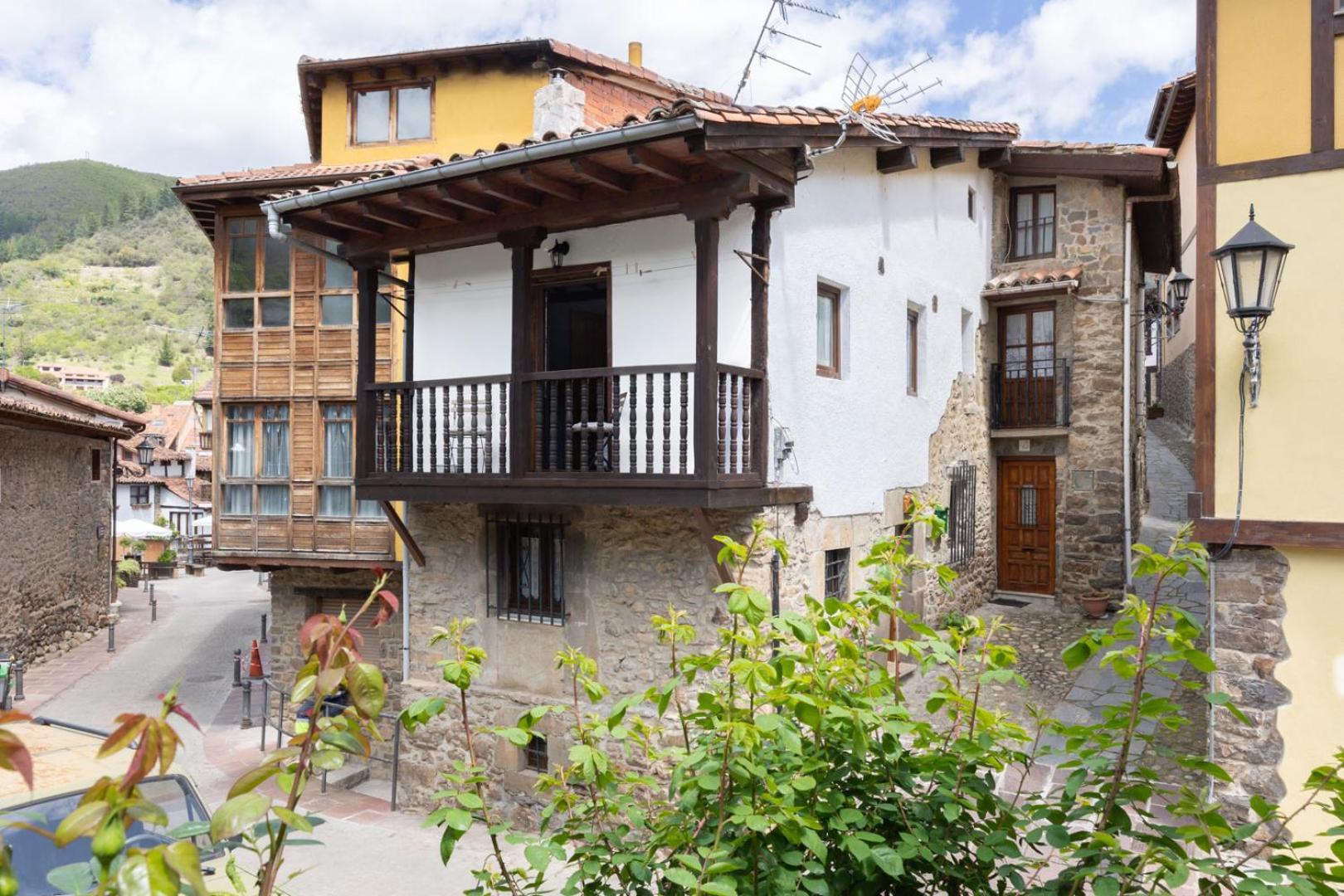 Villa Casa Raymonde Potes Esterno foto